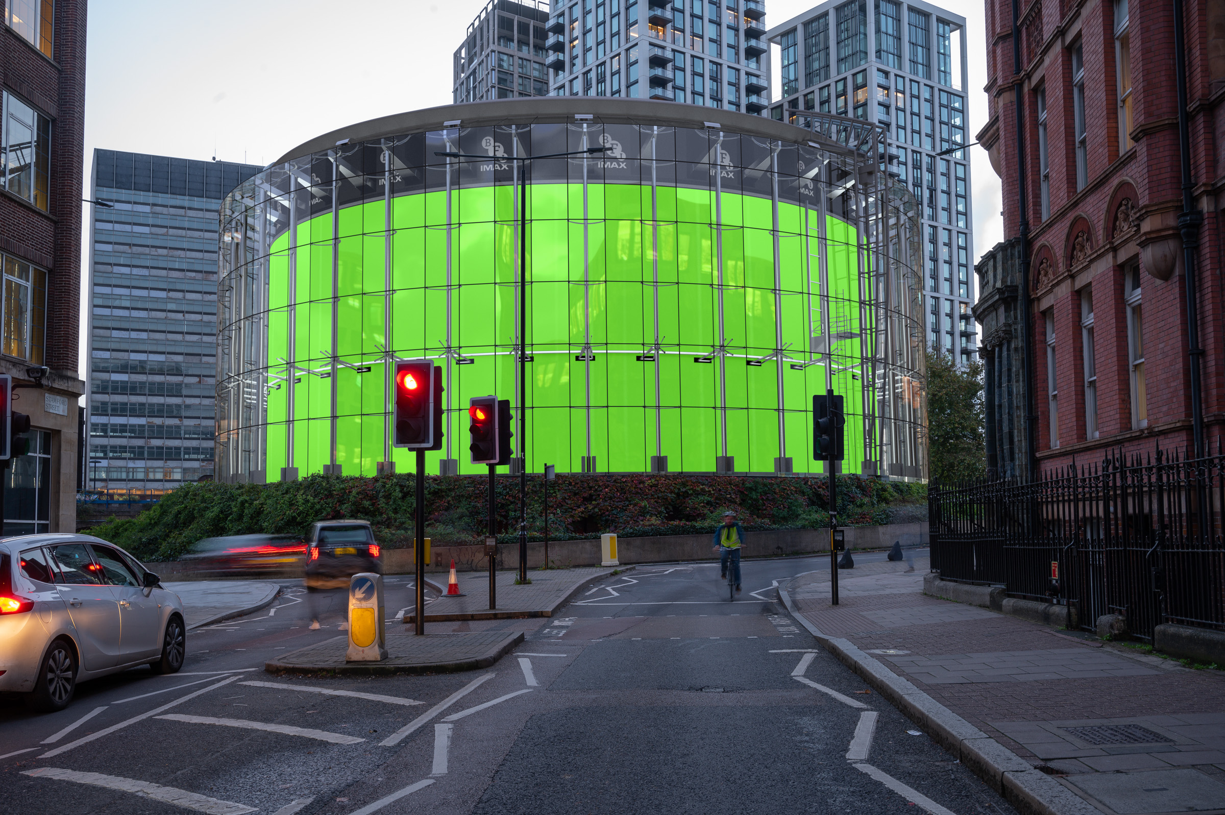BFI IMAX, 2022 East (35mm)